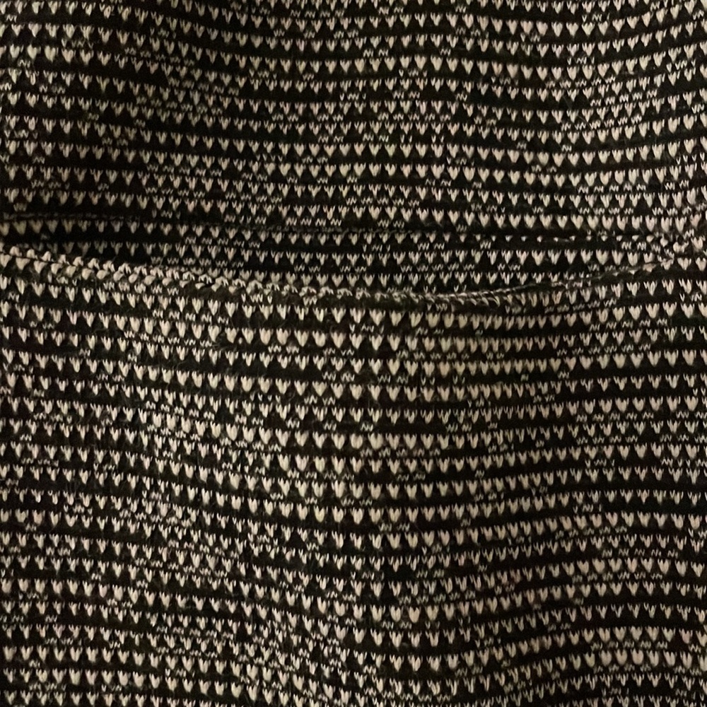 ADRIENNE VITTADINI tweed texture pull over dress. Front pockets. - Picture 4 of 4